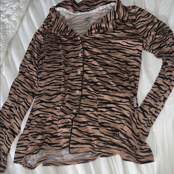 Pajama set - Picture 3 of 4